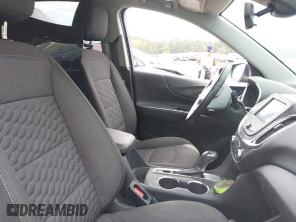 ✅ 2020 Chevrolet Equinox LT • VIN: 2GNAXJEVXL6119400 • Лот: 43288848. Опубликован ранее на IAAI с пробегом 79 187 миль. Бесплатный доступ к архиву аукционных продаж из США и подробный отчёт об истории автомобиля на DreamBid. Изображение 5.