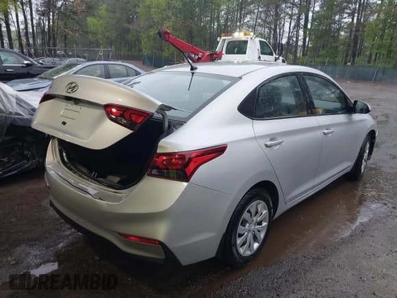 ✅ 2020 Hyundai Accent SEL • VIN: 3KPC24A69LE113751 • Лот: 42000132. Опубликован ранее на IAAI с пробегом 55 716 миль. Бесплатный доступ к архиву аукционных продаж из США и подробный отчёт об истории автомобиля на DreamBid. Изображение 4.