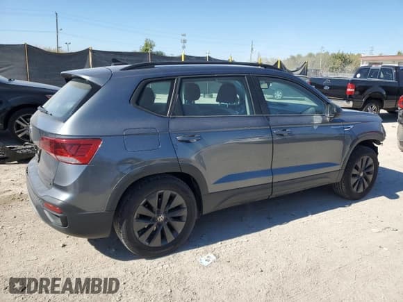 ✅ 2022 Volkswagen Taos S • VIN: 3VVMX7B2XNM049751 • Лот: 87047775. Опубликован ранее на Copart с пробегом 39 091 миль. Бесплатный доступ к архиву аукционных продаж из США и подробный отчёт об истории автомобиля на DreamBid. Изображение 3.