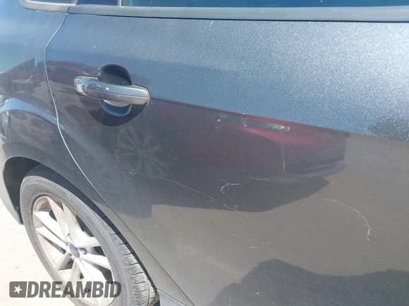 ✅ 2017 Ford Focus SE • VIN: 1FADP3F26HL308880 • Lot: 41991909. Listed on IAAI with 103,403 mi. Free auction sales archive from the USA and detailed vehicle history report at DreamBid. Image 12.