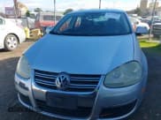 ✅ 2008 Volkswagen Jetta SE • VIN: 3VWRZ71K58M066748 • Lot: 41734613. Wystawiony na IAAI z przebiegiem 228 921 mil. Bezpłatny archiwum sprzedaży aukcyjnych z USA i szczegółowy raport historii pojazdu na DreamBid. Zdjęcie 12.
