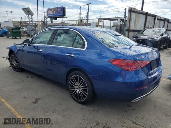 ✅ 2024 Mercedes-Benz C 300 • VIN: W1KAF4GB1RR185434 • Lot: 86487405. Wystawiony na Copart z przebiegiem Nie podano. Bezpłatny archiwum sprzedaży aukcyjnych z USA i szczegółowy raport historii pojazdu na DreamBid. Zdjęcie 2.