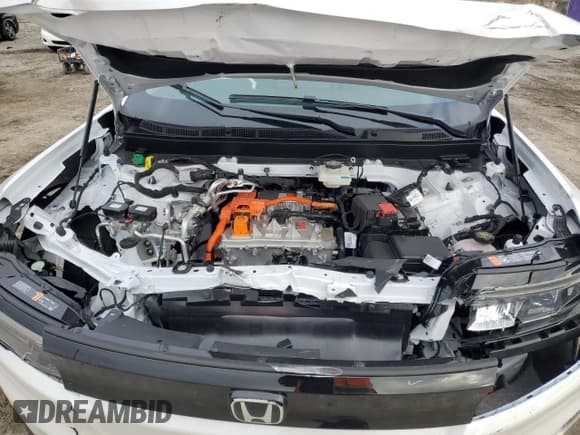 ✅ 2024 Honda Prologue EX • VIN: 3GPKHURM7RS536799 • Lot: 42118085. Listed on Copart with 1,666 mi. Free auction sales archive from the USA and detailed vehicle history report at DreamBid. Image 11.