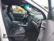 ✅ 2013 Ford Explorer Limited • VIN: 1FM5K7F80DGC28238 • Lot: 42400233. Wystawiony na IAAI z przebiegiem 224 299 mil. Bezpłatny archiwum sprzedaży aukcyjnych z USA i szczegółowy raport historii pojazdu na DreamBid. Zdjęcie 5.