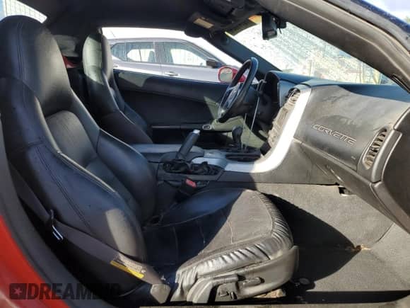 2005 Chevrolet Corvette с VIN 1G1YY34U555132412, выставлен на аукционе Copart как лот 78741534 с пробегом Не указан миль и Чистый • Clean title. История ставок и продаж доступна на DreamBid. Изображение 10.