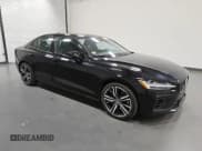 ✅ 2021 Volvo S60 R-Design Expression • VIN: 7JRBR0FZ2MG112320 • Lot: 88883625. Wystawiony na Copart z przebiegiem 77 758 mil. Bezpłatny archiwum sprzedaży aukcyjnych z USA i szczegółowy raport historii pojazdu na DreamBid. Zdjęcie 4.