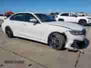 2021 BMW 3 Series 330i z VIN 3MW5R1J02M8C15436, wystawiony jako Copart lot #69011845 z przebiegiem 38 714 mil mil oraz Czysty tytuł • Clean title. Historia ofert i sprzedaży dostępna na DreamBid. Obrazek 4.