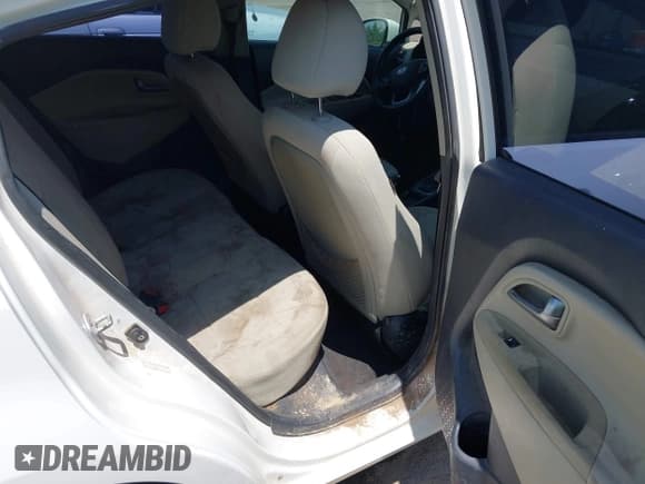 ✅ 2013 Kia Rio EX • VIN: KNADN4A38D6117229 • Lot: 42519647. Listed on IAAI with 118,539 mi. Free auction sales archive from the USA and detailed vehicle history report at DreamBid. Image 8.