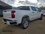 ✅ 2022 Chevrolet Silverado 1500 Custom • VIN: 3GCPABEK4NG605515 • Лот: 93919385. Опубликован ранее на Copart с пробегом 111 965 миль. Бесплатный доступ к архиву аукционных продаж из США и подробный отчёт об истории автомобиля на DreamBid. Изображение 3.