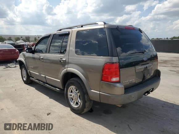 ✅ 2002 Ford Explorer XLT • VIN: 1FMZU63K32UD65713 • Lot: 54767205. Wystawiony na Copart z przebiegiem 255 013 mil. Bezpłatny archiwum sprzedaży aukcyjnych z USA i szczegółowy raport historii pojazdu na DreamBid. Zdjęcie 2.