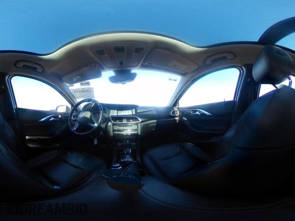 ✅ 2017 Infiniti QX30 Premium • VIN: SJKCH5CR3HA017570 • Lot: 43606120. Wystawiony na IAAI z przebiegiem 138 678 mil. Bezpłatny archiwum sprzedaży aukcyjnych z USA i szczegółowy raport historii pojazdu na DreamBid. Zdjęcie 18.