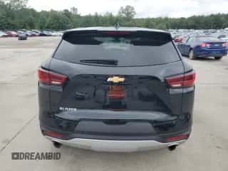 2024 Chevrolet Blazer LT z VIN 3GNKBCR42RS279216, wystawiony jako Copart lot #69890265 z przebiegiem 13 929 mil mil oraz Czysty tytuł • Clean title. Historia ofert i sprzedaży dostępna na DreamBid. Obrazek 6.