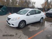 ✅ 2012 Nissan Versa SV • VIN: 3N1CN7AP5CL909221 • Лот: 43763639. Опубликован ранее на IAAI с пробегом 127 193 миль. Бесплатный доступ к архиву аукционных продаж из США и подробный отчёт об истории автомобиля на DreamBid. Изображение 2.