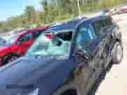 2023 Ford Explorer Limited z VIN 1FMSK8FH8PGA53797, wystawiony jako IAAI lot #43237607 z przebiegiem 39 987 mil mil oraz . Historia ofert i sprzedaży dostępna na DreamBid. Obrazek 6.