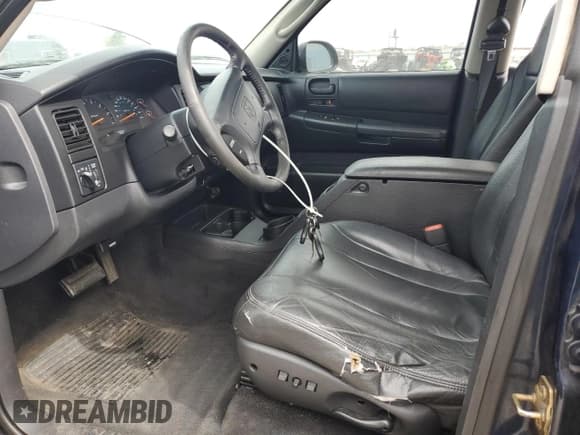 ✅ 2001 Dodge Dakota Sport • VIN: 1B7GG2AN91S111149 • Lot: 52609755. Wystawiony na Copart z przebiegiem 118 010 mil. Bezpłatny archiwum sprzedaży aukcyjnych z USA i szczegółowy raport historii pojazdu na DreamBid. Zdjęcie 7.