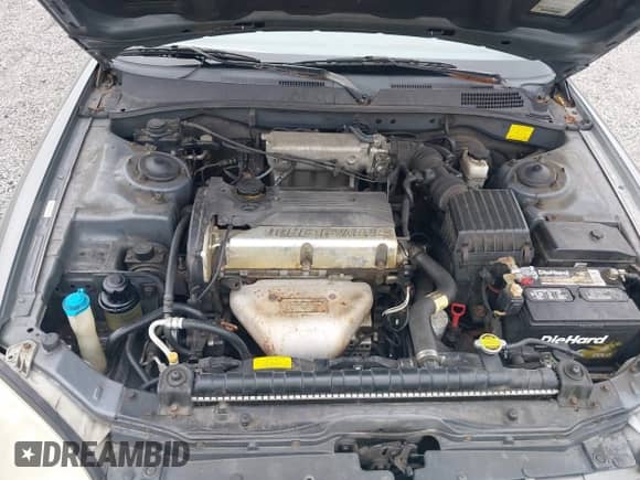 2001 Hyundai Sonata GL with VIN KMHWF25S91A435427, listed as a IAAI auction lot 42612444 with 199,325 mi miles and . Bid and sale history available at DreamBid. Image 10.