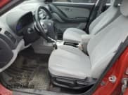 ✅ 2008 Hyundai Elantra GLS • VIN: KMHDU45D08U435061 • Lot: 63040925. Wystawiony na Copart z przebiegiem 232 944 mil. Bezpłatny archiwum sprzedaży aukcyjnych z USA i szczegółowy raport historii pojazdu na DreamBid. Zdjęcie 7.