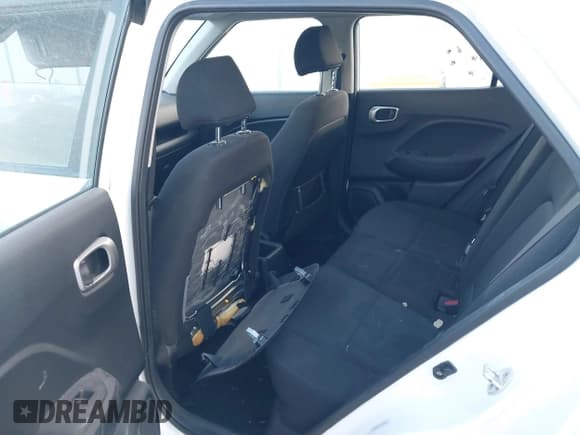 ✅ 2021 Hyundai Venue SE • VIN: KMHRB8A36MU068032 • Lot: 41083579. Listed on IAAI with 100,598 mi. Free auction sales archive from the USA and detailed vehicle history report at DreamBid. Image 8.