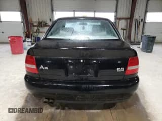✅ 2001 Audi A4 • VIN: WAUDH68D11A135579 • Лот: 44180165. Опубликован ранее на Copart с пробегом 114 702 миль. Бесплатный доступ к архиву аукционных продаж из США и подробный отчёт об истории автомобиля на DreamBid. Изображение 6.