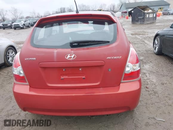 ✅ 2008 Hyundai Accent SE • VIN: KMHCN36C58U070319 • Лот: 42010544. Опубликован ранее на IAAI с пробегом 118 487 миль. Бесплатный доступ к архиву аукционных продаж из США и подробный отчёт об истории автомобиля на DreamBid. Изображение 15.