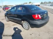 ✅ 2008 Kia Rio LX • VIN: KNADE123986323243 • Lot: 43501402. Listed on IAAI with 136,155 mi. Free auction sales archive from the USA and detailed vehicle history report at DreamBid. Image 3.