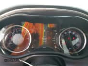 ✅ 2022 Dodge Challenger SXT • VIN: 2C3CDZAG7NH151877 • Lot: 69487744. Wystawiony na Copart z przebiegiem 45 583 mil. Bezpłatny archiwum sprzedaży aukcyjnych z USA i szczegółowy raport historii pojazdu na DreamBid. Zdjęcie 9.