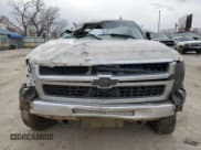 ✅ 2008 Chevrolet Silverado 2500HD Work Truck • VIN: 1GCHK23K88F151022 • Lot: 47746945. Wystawiony na Copart z przebiegiem 347 668 mil. Bezpłatny archiwum sprzedaży aukcyjnych z USA i szczegółowy raport historii pojazdu na DreamBid. Zdjęcie 5.