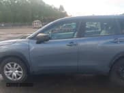 ✅ 2024 Toyota Corolla Cross L • VIN: 7MUAAABG4RV084390 • Lot: 42282541. Listed on IAAI with 31,799 mi. Free auction sales archive from the USA and detailed vehicle history report at DreamBid. Image 15.