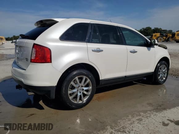 ✅ 2011 Ford Edge SEL • VIN: 2FMDK4JC9BBA55653 • Lot: 71914515. Listed on Copart with 199,151 mi. Free auction sales archive from the USA and detailed vehicle history report at DreamBid. Image 3.