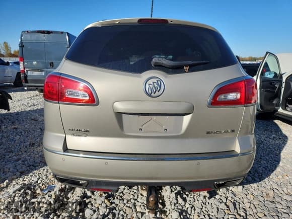 ✅ 2015 Buick Enclave Leather • VIN: 5GAKRBKD5FJ321482 • Лот: 82665715. Опубликован ранее на Copart с пробегом 136 962 миль. Бесплатный доступ к архиву аукционных продаж из США и подробный отчёт об истории автомобиля на DreamBid. Изображение 6.