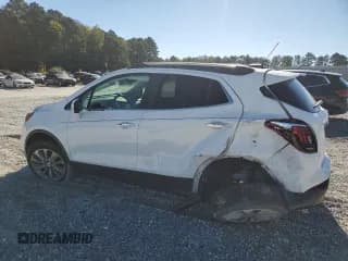 ✅ 2019 Buick Encore Preferred • VIN: KL4CJASB4KB705741 • Lot: 82285235. Wystawiony na Copart z przebiegiem 79 535 mil. Bezpłatny archiwum sprzedaży aukcyjnych z USA i szczegółowy raport historii pojazdu na DreamBid. Zdjęcie 2.