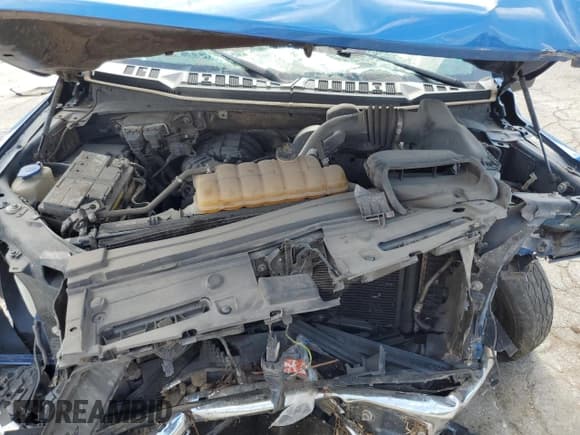 ✅ 2016 Ford F-150 XL • VIN: 1FTMF1E87GKD28437 • Lot: 69589455. Wystawiony na Copart z przebiegiem 111 251 mil. Bezpłatny archiwum sprzedaży aukcyjnych z USA i szczegółowy raport historii pojazdu na DreamBid. Zdjęcie 11.