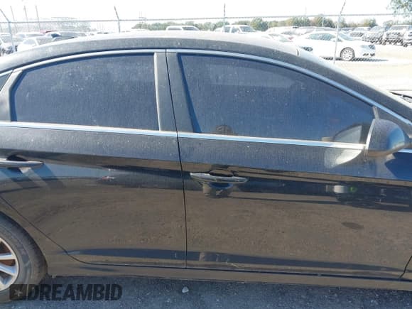 ✅ 2018 Hyundai Sonata SE • VIN: 5NPE24AF1JH713908 • Лот: 43652462. Опубликован ранее на IAAI с пробегом 104 915 миль. Бесплатный доступ к архиву аукционных продаж из США и подробный отчёт об истории автомобиля на DreamBid. Изображение 14.