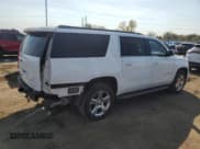 ✅ 2015 Chevrolet Suburban LT • VIN: 1GNSKJKC7FR191055 • Lot: 74017974. Wystawiony na Copart z przebiegiem 101 556 mil. Bezpłatny archiwum sprzedaży aukcyjnych z USA i szczegółowy raport historii pojazdu na DreamBid. Zdjęcie 3.