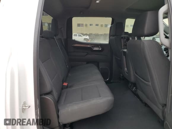 ✅ 2023 Chevrolet Silverado 1500 • VIN: 1GCPADE86PZ321242 • Лот: 77026824. Опубликован ранее на Copart с пробегом 7 400 миль. Бесплатный доступ к архиву аукционных продаж из США и подробный отчёт об истории автомобиля на DreamBid. Изображение 10.