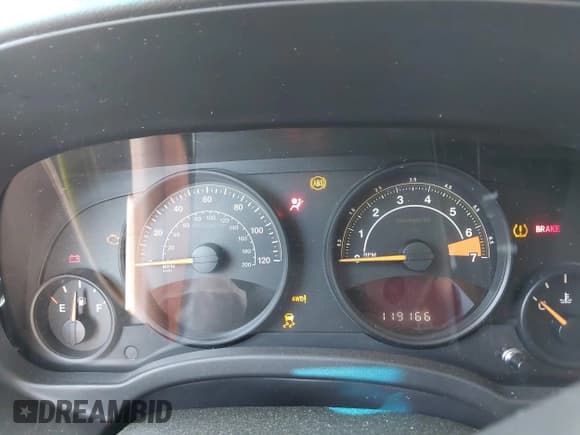 ✅ 2016 Jeep Patriot Latitude • VIN: 1C4NJRFB6GD598954 • Lot: 41999828. Listed on IAAI with 119,166 mi. Free auction sales archive from the USA and detailed vehicle history report at DreamBid. Image 7.