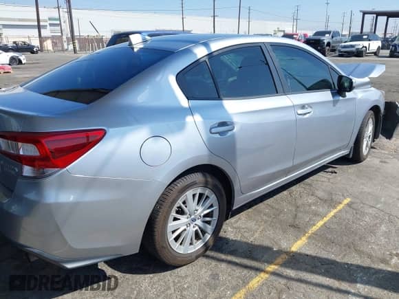 2017 Subaru Impreza Premium с VIN 4S3GKAD6XH3616084, выставлен на аукционе IAAI как лот 43385156 с пробегом Не указан миль и . История ставок и продаж доступна на DreamBid. Изображение 4.