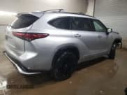 ✅ 2023 Toyota Highlander XLE • VIN: 5TDKDRBHXPS510559 • Лот: 43186305. Опубликован ранее на Copart с пробегом 39 880 миль. Бесплатный доступ к архиву аукционных продаж из США и подробный отчёт об истории автомобиля на DreamBid. Изображение 3.