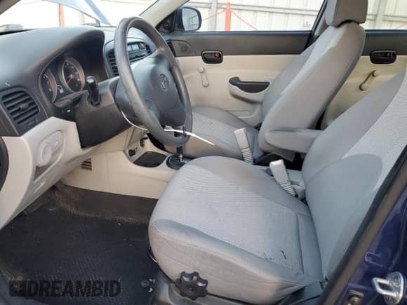 2011 Hyundai Accent GLS z VIN KMHCN4AC8BU617197, wystawiony jako Copart lot #78658214 z przebiegiem 130 327 mil mil oraz Szkoda całkowita • Salvage title. Historia ofert i sprzedaży dostępna na DreamBid. Obrazek 7.