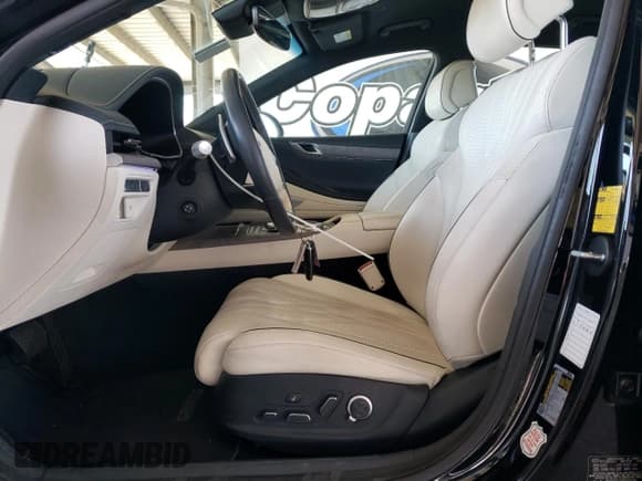 ✅ 2023 Genesis G80 • VIN: KMTGE4S1XPU005594 • Lot: 59148875. Wystawiony na Copart z przebiegiem 20 576 mil. Bezpłatny archiwum sprzedaży aukcyjnych z USA i szczegółowy raport historii pojazdu na DreamBid. Zdjęcie 7.