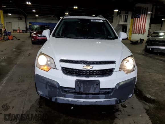 ✅ 2014 Chevrolet Captiva Sport LS • VIN: 3GNAL2EK4ES678355 • Lot: 56067345. Wystawiony na Copart z przebiegiem 164 988 mil. Bezpłatny archiwum sprzedaży aukcyjnych z USA i szczegółowy raport historii pojazdu na DreamBid. Zdjęcie 5.