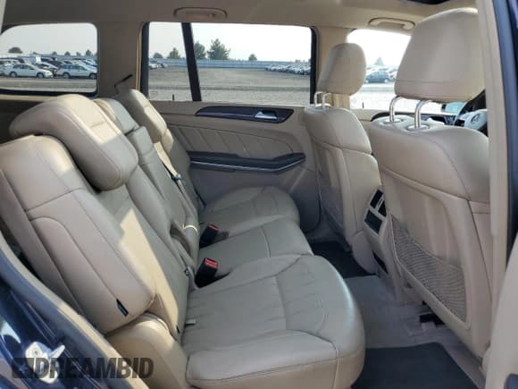 ✅ 2013 Mercedes-Benz GL 450 • VIN: 4JGDF7CE6DA206970 • Lot: 80830905. Wystawiony na Copart z przebiegiem 141 988 mil. Bezpłatny archiwum sprzedaży aukcyjnych z USA i szczegółowy raport historii pojazdu na DreamBid. Zdjęcie 11.