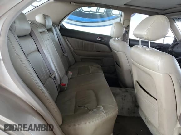 ✅ 1997 Lexus LS 400 • VIN: JT8BH28F3V0091535 • Лот: 91901725. Опубликован ранее на Copart с пробегом 276 008 миль. Бесплатный доступ к архиву аукционных продаж из США и подробный отчёт об истории автомобиля на DreamBid. Изображение 10.