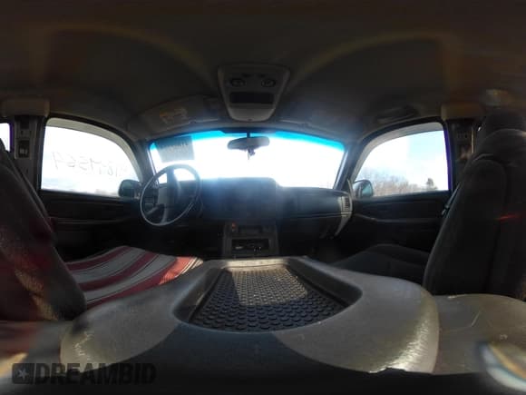 ✅ 2004 Chevrolet Silverado 2500HD LS • VIN: 1GCHK29U64E224509 • Лот: 41899554. Опубликован ранее на IAAI с пробегом 272 568 миль. Бесплатный доступ к архиву аукционных продаж из США и подробный отчёт об истории автомобиля на DreamBid. Изображение 22.