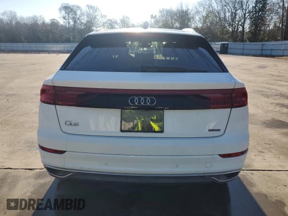 ✅ 2019 Audi Q8 Premium • VIN: WA1AVAF16KD010811 • Лот: 42600195. Опубликован ранее на Copart с пробегом 42 385 миль. Бесплатный доступ к архиву аукционных продаж из США и подробный отчёт об истории автомобиля на DreamBid. Изображение 6.