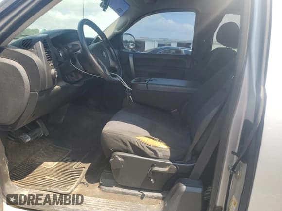 ✅ 2010 Chevrolet Silverado 1500 LT • VIN: 1GCSKSE36AZ134283 • Lot: 66485864. Listed on Copart with 249,489 mi. Free auction sales archive from the USA and detailed vehicle history report at DreamBid. Image 7.