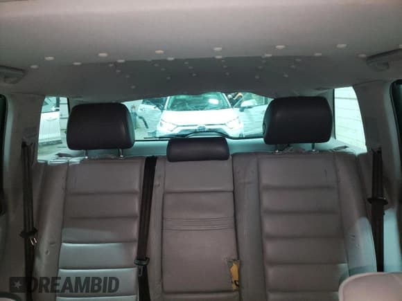 ✅ 2005 Volkswagen Touareg • VIN: WVGZG77L75D077603 • Lot: 54355465. Wystawiony na Copart z przebiegiem 166 906 mil. Bezpłatny archiwum sprzedaży aukcyjnych z USA i szczegółowy raport historii pojazdu na DreamBid. Zdjęcie 10.