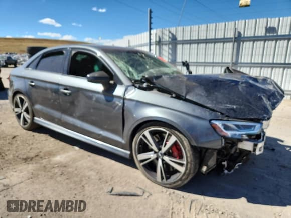 ✅ 2019 Audi RS 3 • VIN: WUABWHFF4KA900286 • Lot: 82243395. Wystawiony na Copart z przebiegiem Nie podano. Bezpłatny archiwum sprzedaży aukcyjnych z USA i szczegółowy raport historii pojazdu na DreamBid. Zdjęcie 4.