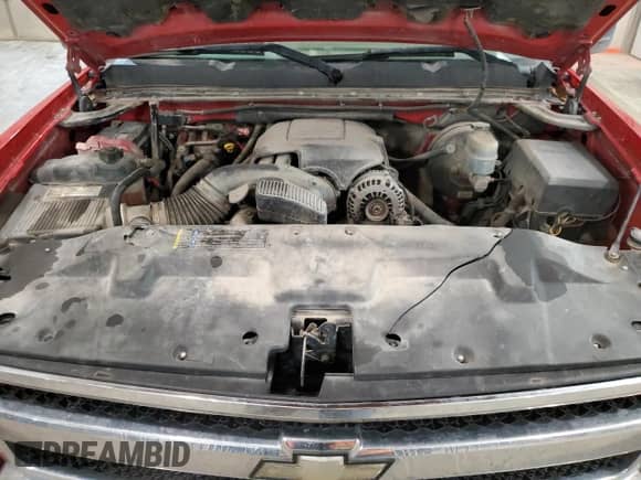 2008 Chevrolet Silverado 1500 Work Truck with VIN 1GCEC19J68E159389, listed as a Copart auction lot 43953415 with 366,876 mi miles and Salvage title. Bid and sale history available at DreamBid. Image 11.