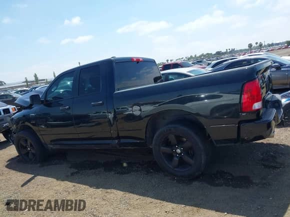 2018 Ram 1500 Tradesman z VIN 1C6RR6FTXJS100752, wystawiony jako IAAI lot #42283635 z przebiegiem 91 347 mil mil oraz . Historia ofert i sprzedaży dostępna na DreamBid. Obrazek 15.